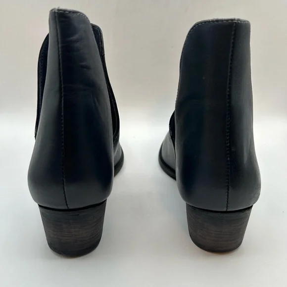 NEW Free People Charm Double V Ankle Bootie  Blue Leather Stacked Heel Size 39.5 - Picture 8 of 13